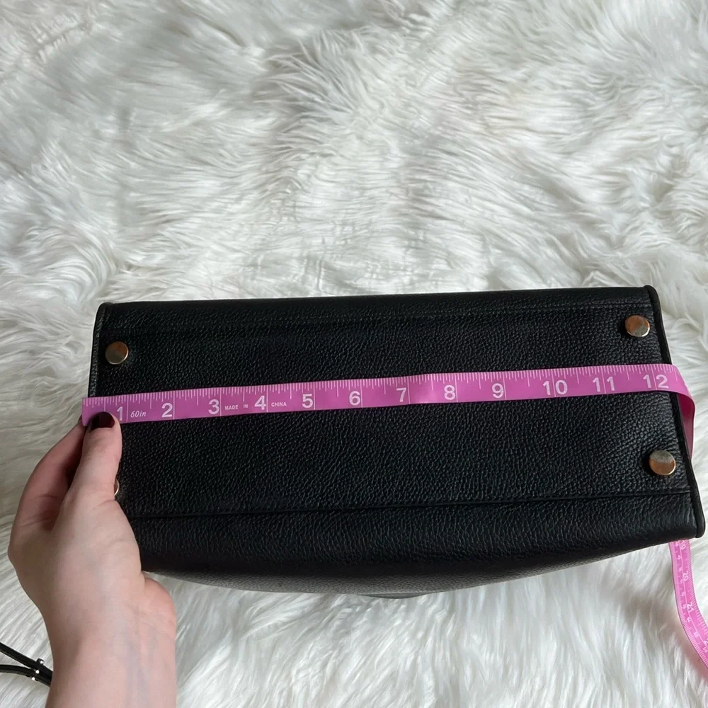 Kate Spade black leather boho basic cute contemporary crossbody purse bag